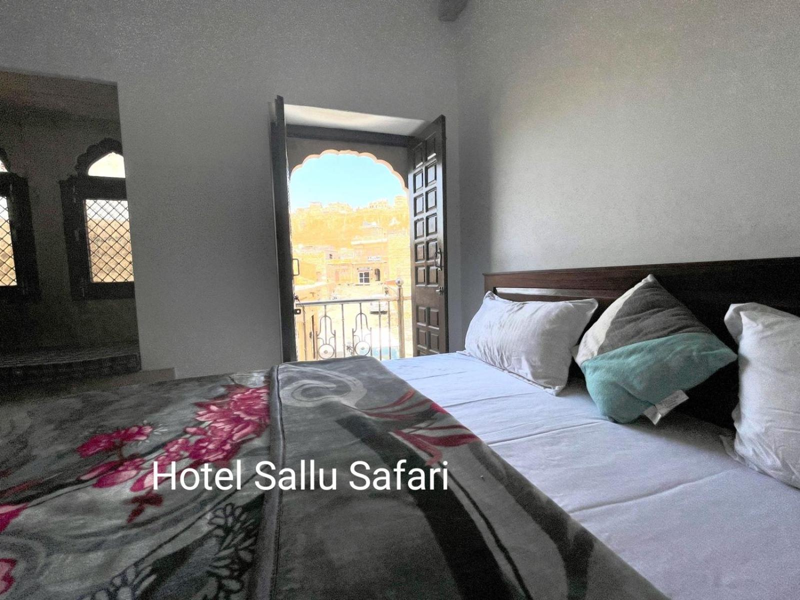 Hotel Sallu Safari Джайсалмер Номер фото
