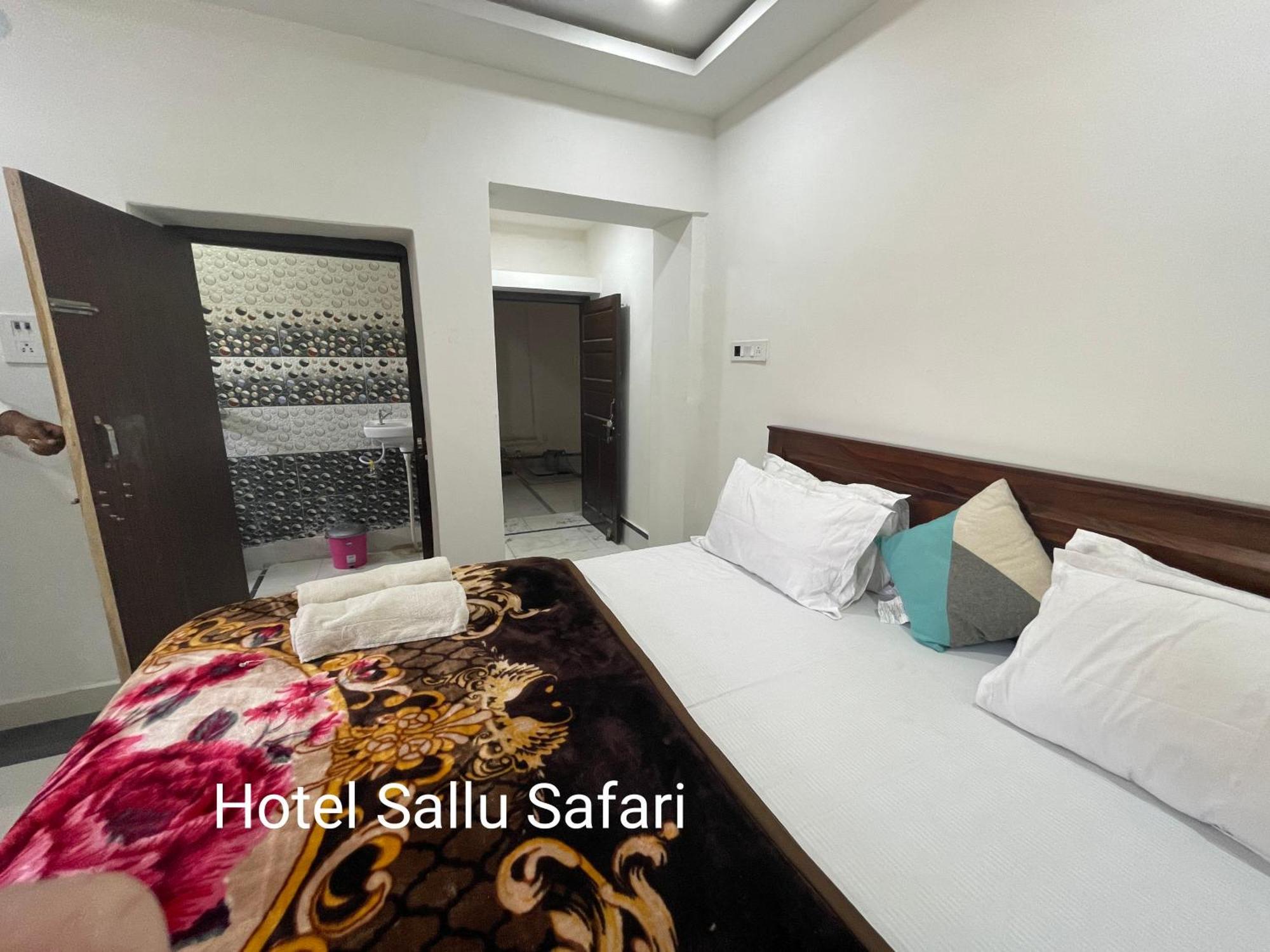 Hotel Sallu Safari Джайсалмер Экстерьер фото